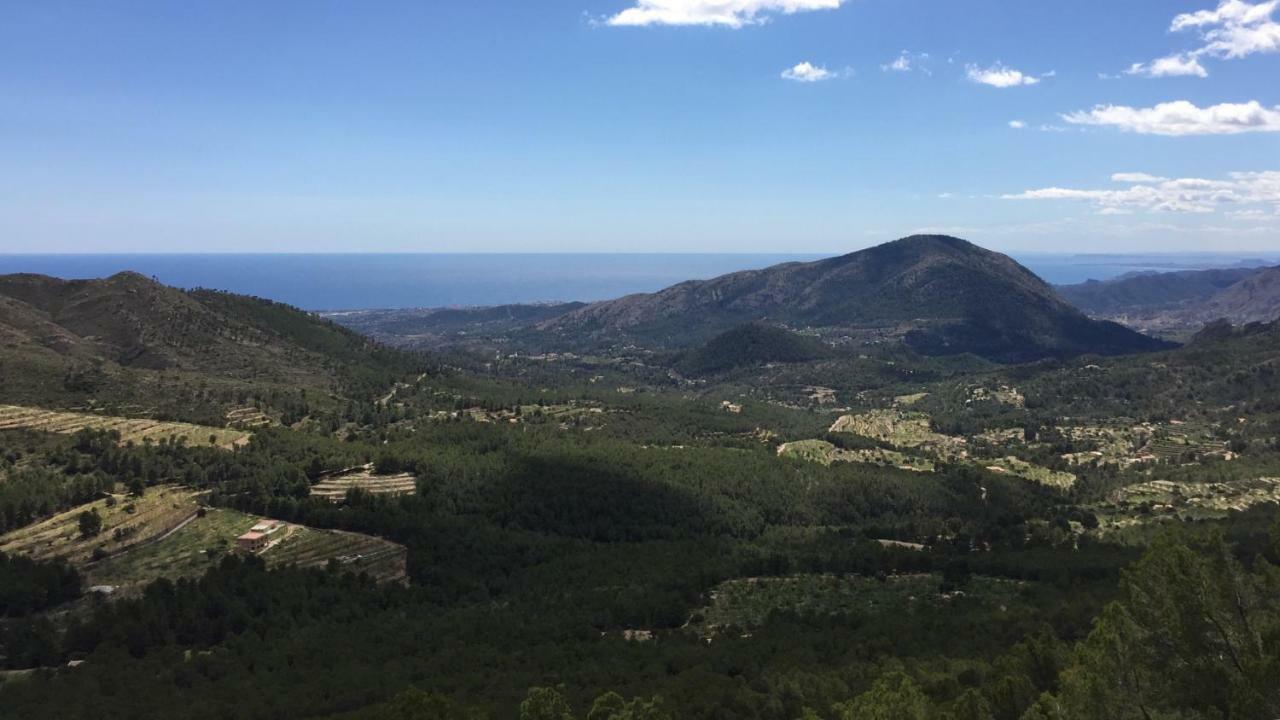 Hotel La Yurta Naranja Finestrat Esterno foto
